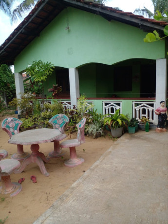 HOUSE FOR SALE IN KALPITIYA