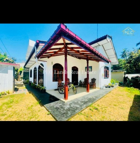 Single Story House for Sale in Kottawa