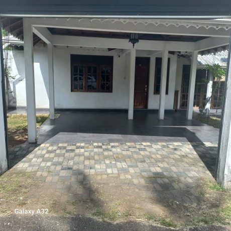 House For Sale In Gepallawa.