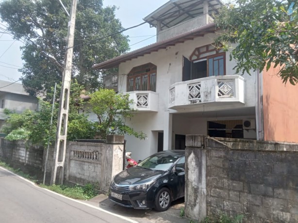 Two Story House for Sale in Kalubovila