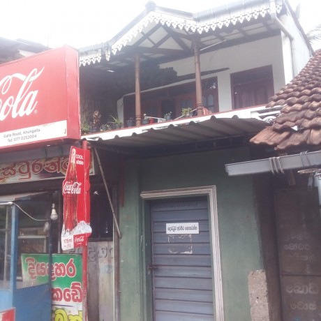 Commercial Building for Sale in Ahungalla