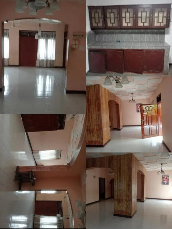 HOUSE FOR SALE  GAMPAHA