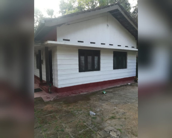 HOUSE FOR SALE IN WASKADUWA