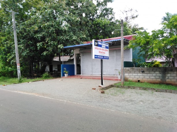 Commercial Building For Sale In  Anuradhapura