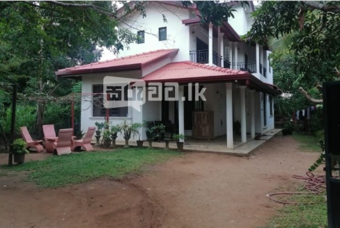 House  for Sale in Weeraketiya
