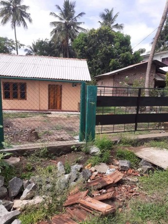 House with land Sale in Polonnaruwa